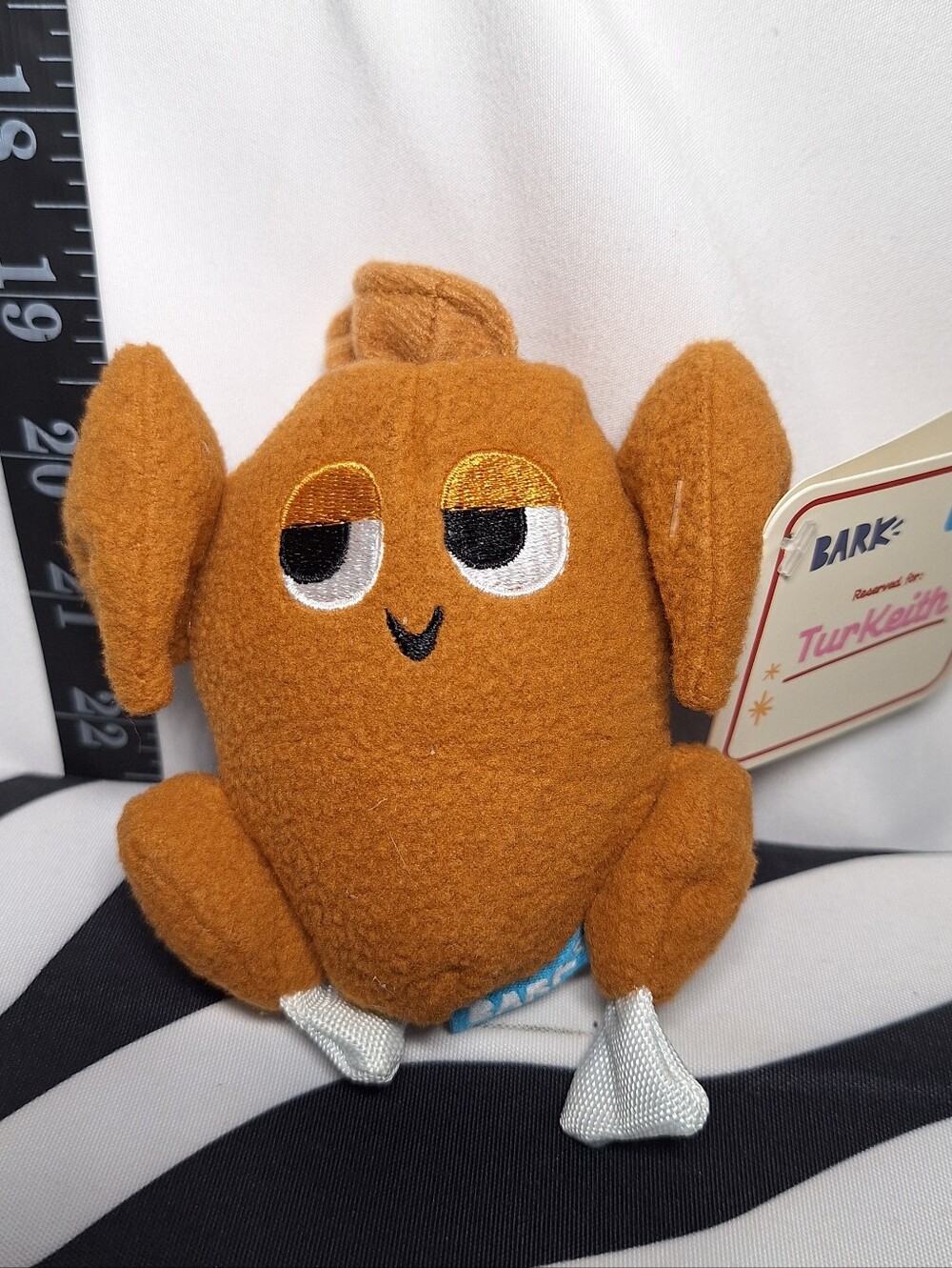NWT Bark Turkeith Dog Toy S